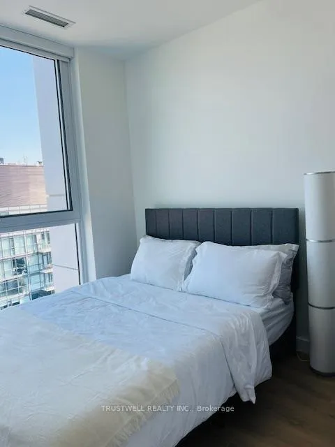 Photo 11 of Unit PH5103, 38 Widmer Street, Toronto, Waterfront Communities — HOMEH