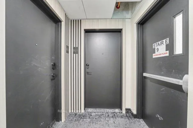 Photo 2 of Unit 921, 56 Andre De Grasse Street S, Markham, Unionville — HOMEH
