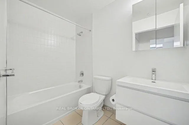 Photo 16 of Unit 921, 56 Andre De Grasse Street S, Markham, Unionville — HOMEH