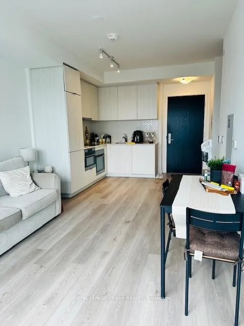Photo 2 of Unit 1319, 158 Front Street E, Toronto, Moss Park — HOMEH
