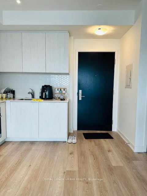 Photo 4 of Unit 1319, 158 Front Street E, Toronto, Moss Park — HOMEH