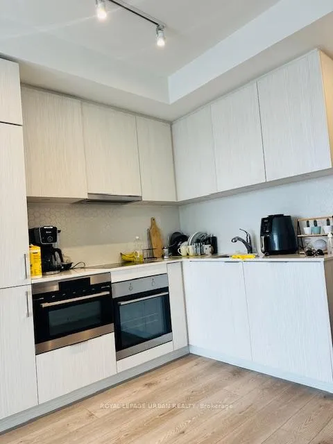 Photo 5 of Unit 1319, 158 Front Street E, Toronto, Moss Park — HOMEH