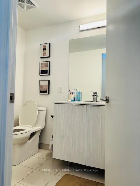 Photo 8 of Unit 1319, 158 Front Street E, Toronto, Moss Park — HOMEH