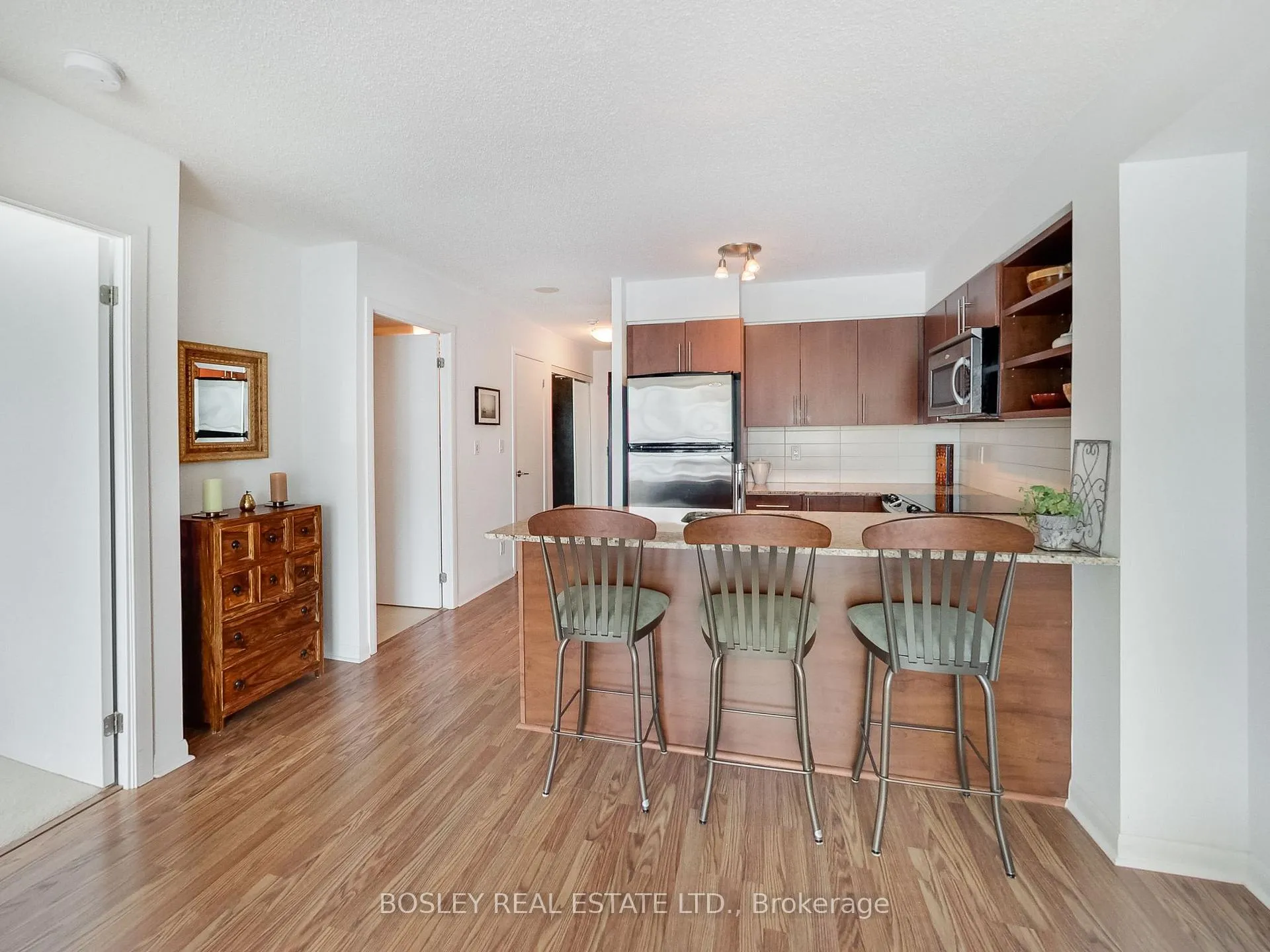Photo 12 of Unit 1215, 96 St Patrick Street, Toronto, Kensington-Chinatown — HOMEH