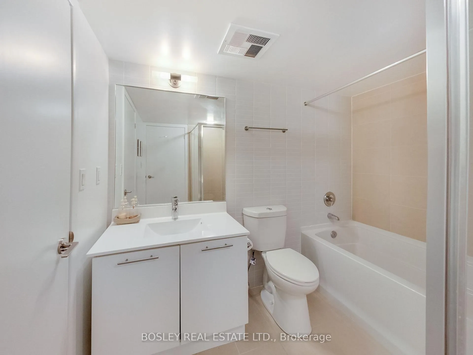 Photo 23 of Unit 1215, 96 St Patrick Street, Toronto, Kensington-Chinatown — HOMEH
