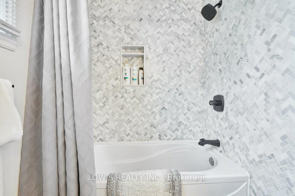 Photo 24 of 774 Burroughs Street, Champlain, L'Orignal — HOMEH