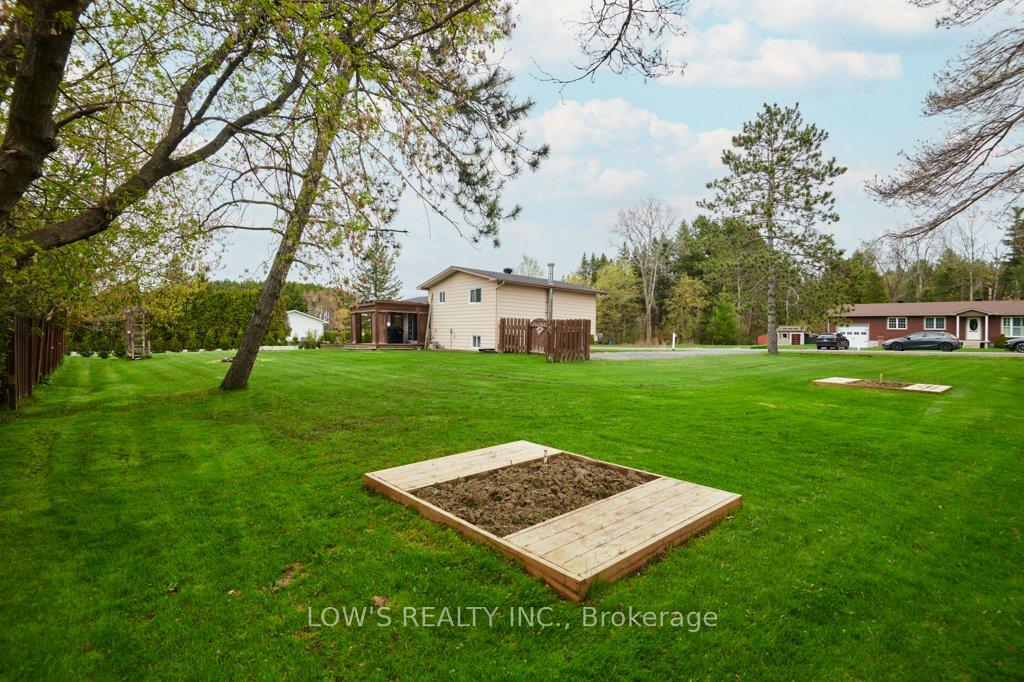 Photo 34 of 774 Burroughs Street, Champlain, L'Orignal — HOMEH