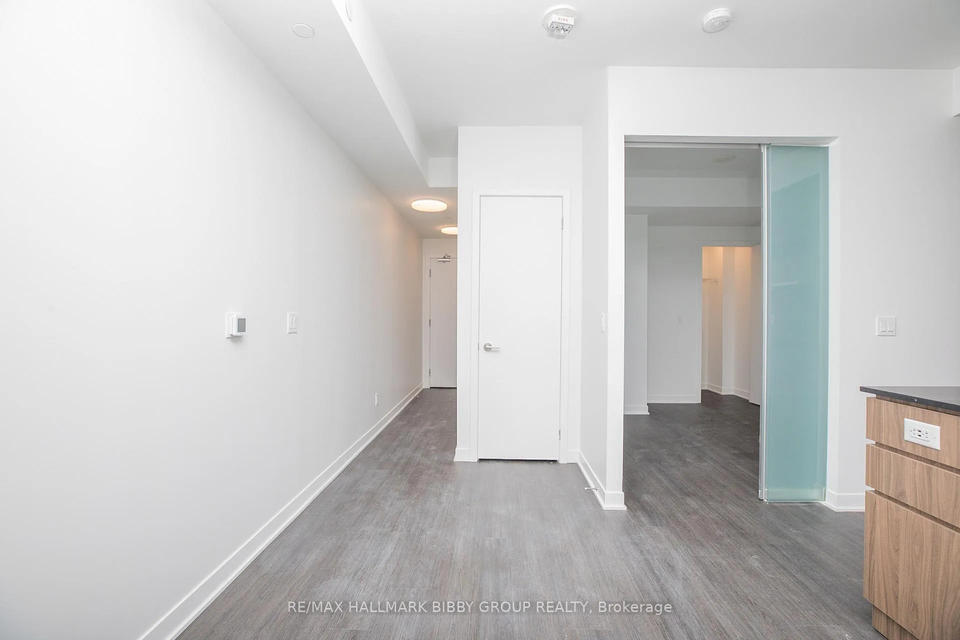 Photo 5 of Unit 607, 185 Alberta Avenue, Toronto, Wychwood — HOMEH
