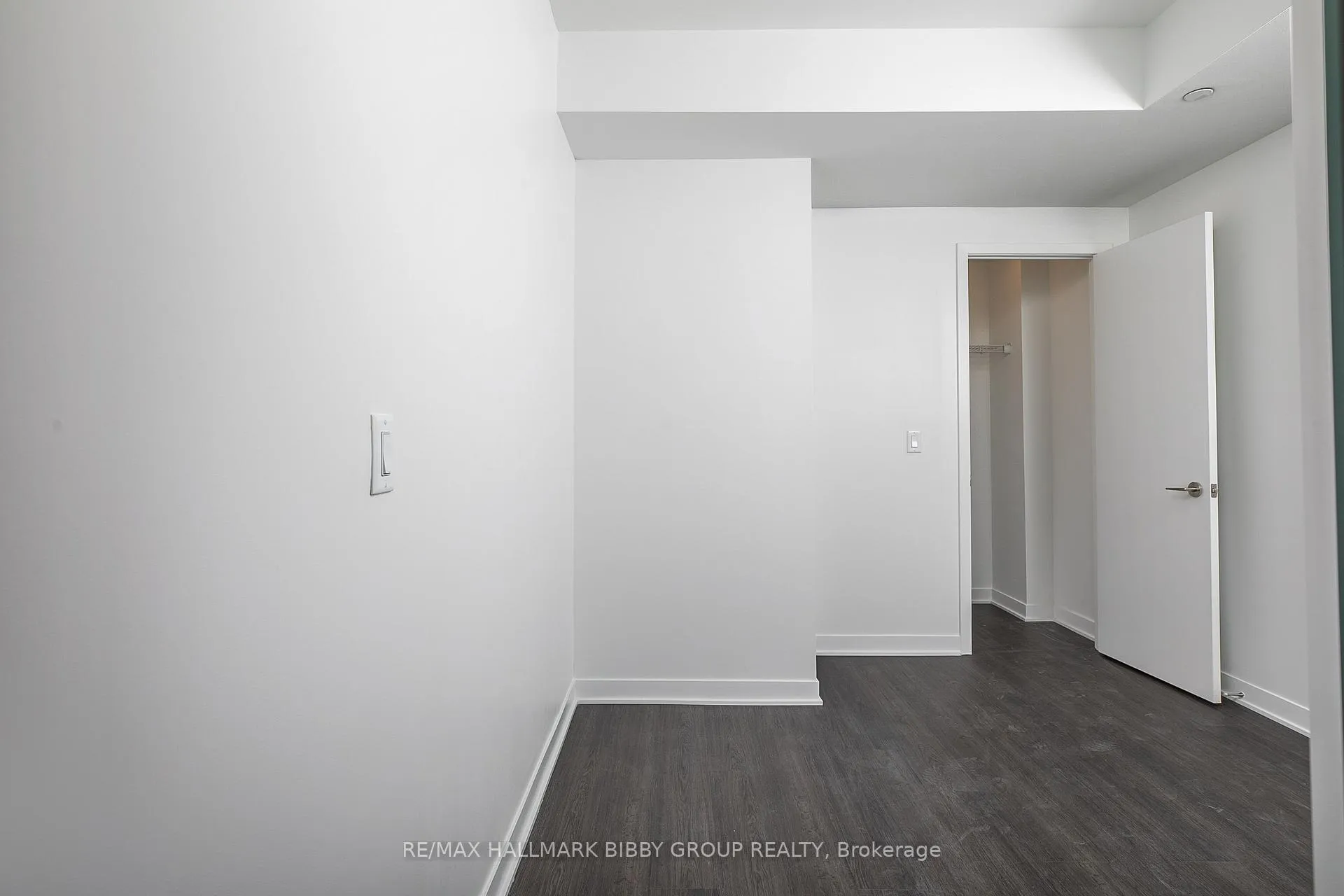 Photo 10 of Unit 607, 185 Alberta Avenue, Toronto, Wychwood — HOMEH