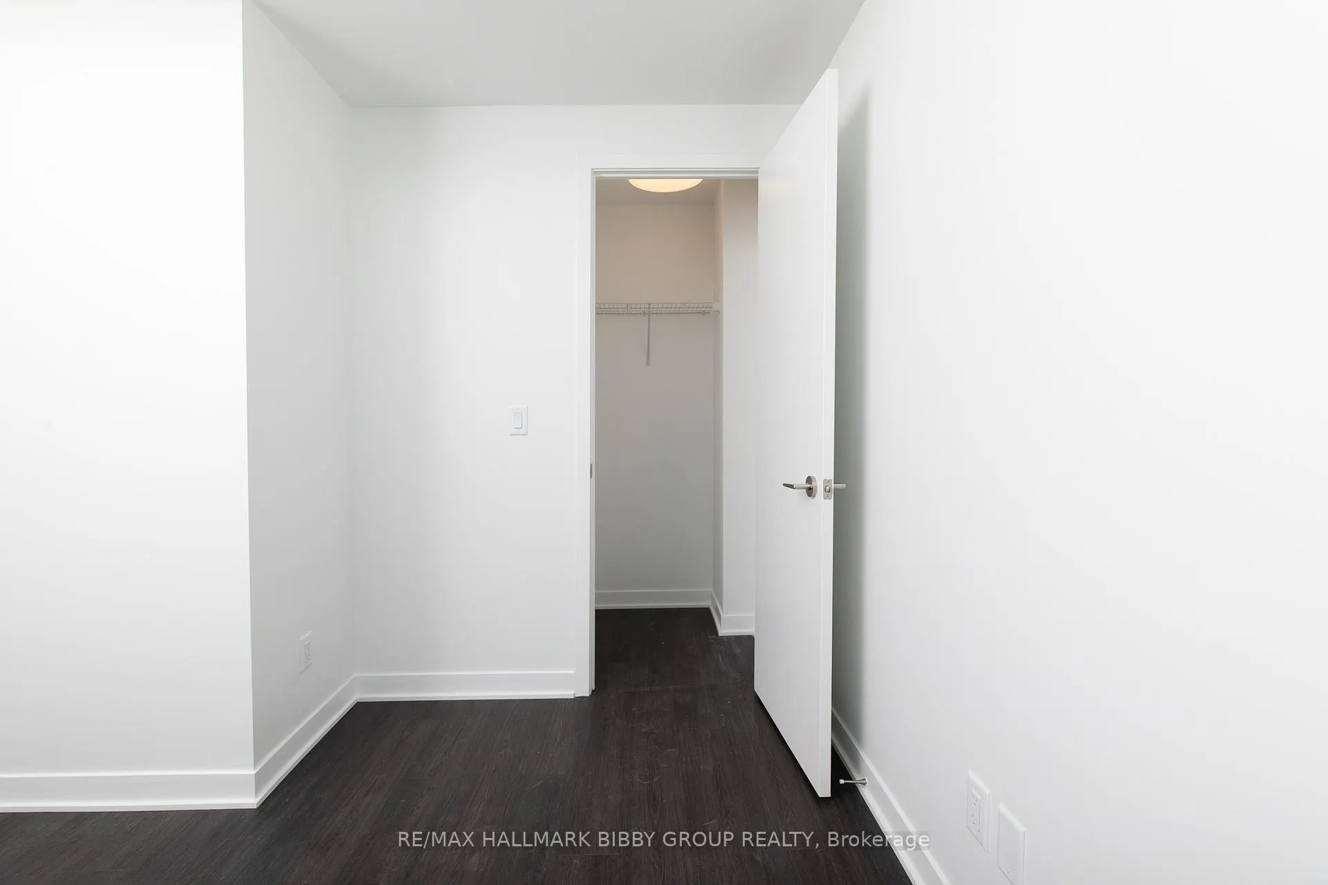 Photo 11 of Unit 607, 185 Alberta Avenue, Toronto, Wychwood — HOMEH