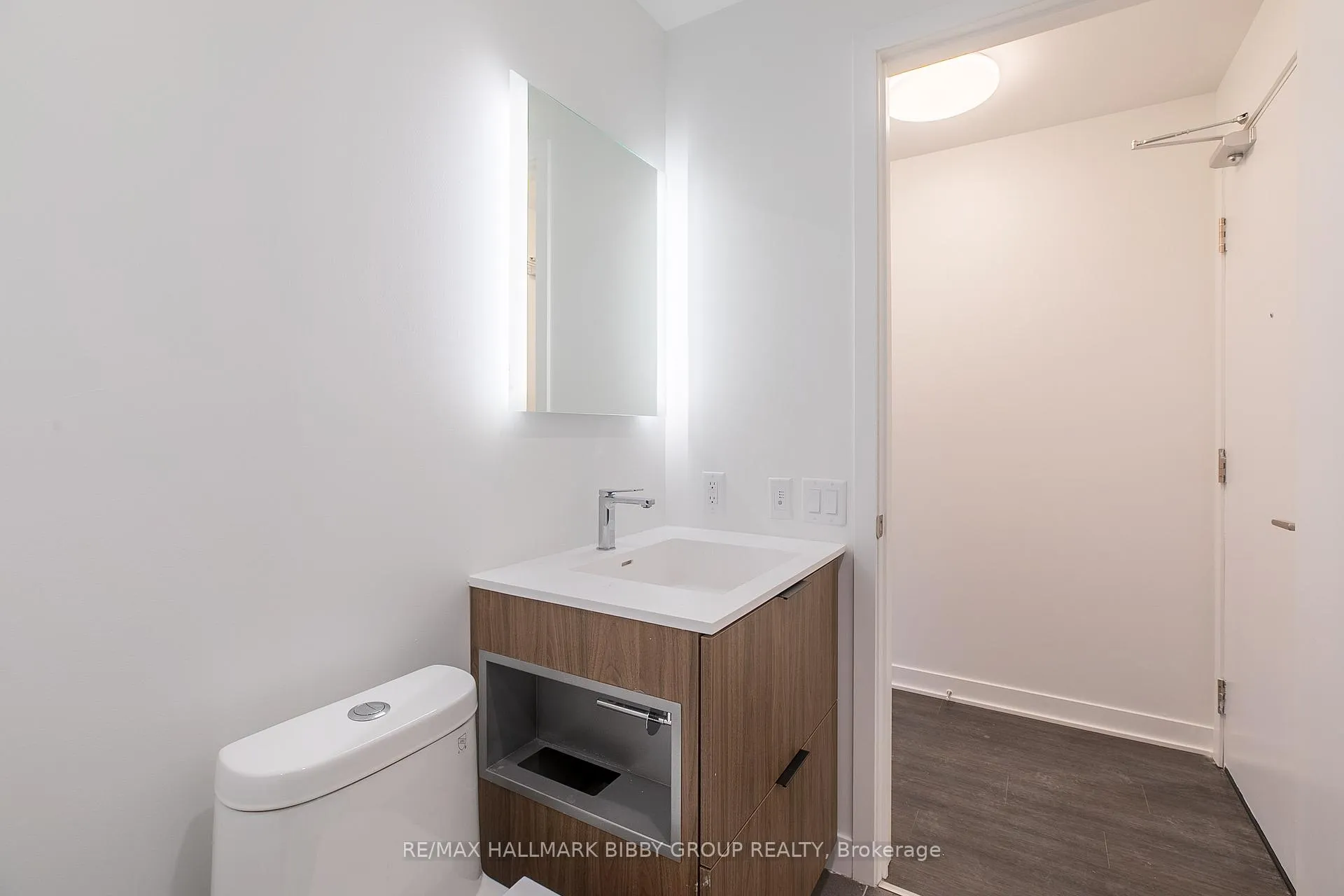 Photo 13 of Unit 607, 185 Alberta Avenue, Toronto, Wychwood — HOMEH