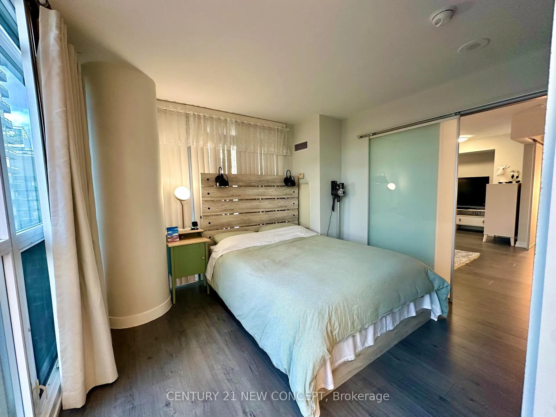 Photo 19 of Unit 1807, 8 Telegram Mews, Toronto, Waterfront Communities — HOMEH