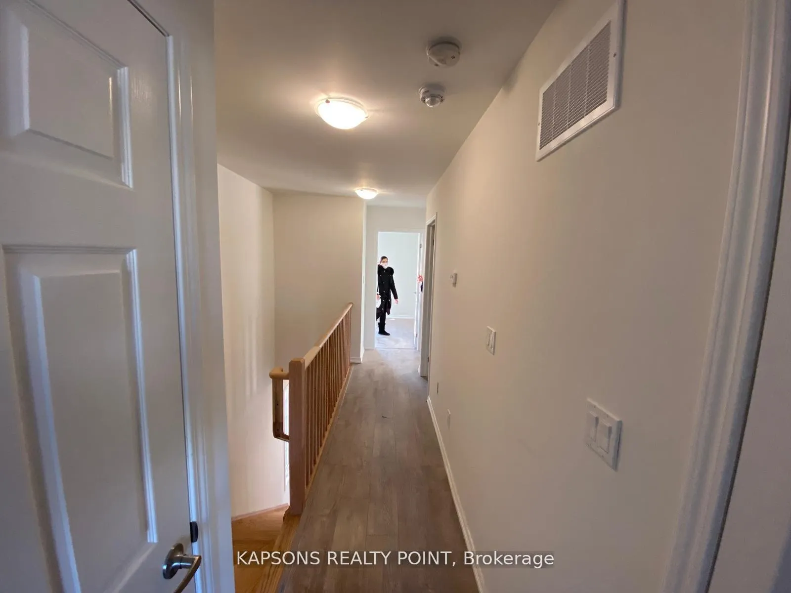 Photo 9 of Unit 23, 251 Danzatore Path, Oshawa, Windfields — HOMEH