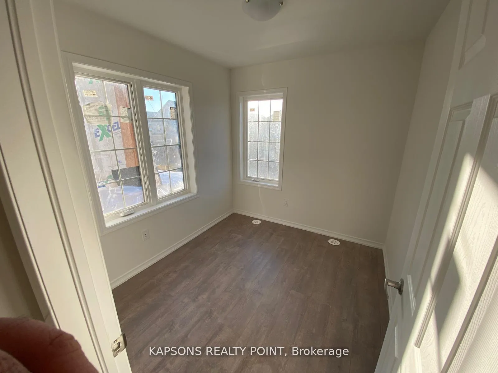 Photo 12 of Unit 23, 251 Danzatore Path, Oshawa, Windfields — HOMEH
