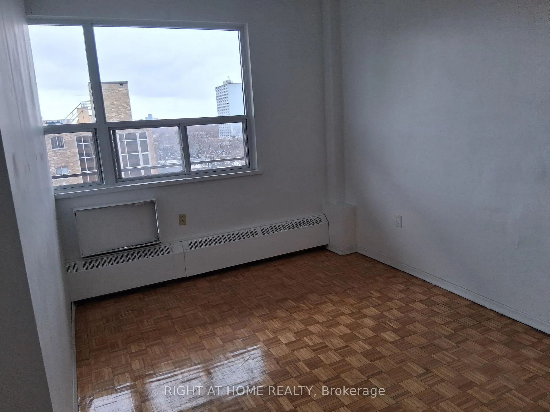 Photo 15 of Unit 1006, 191 St George Street, Toronto, The Annex — HOMEH