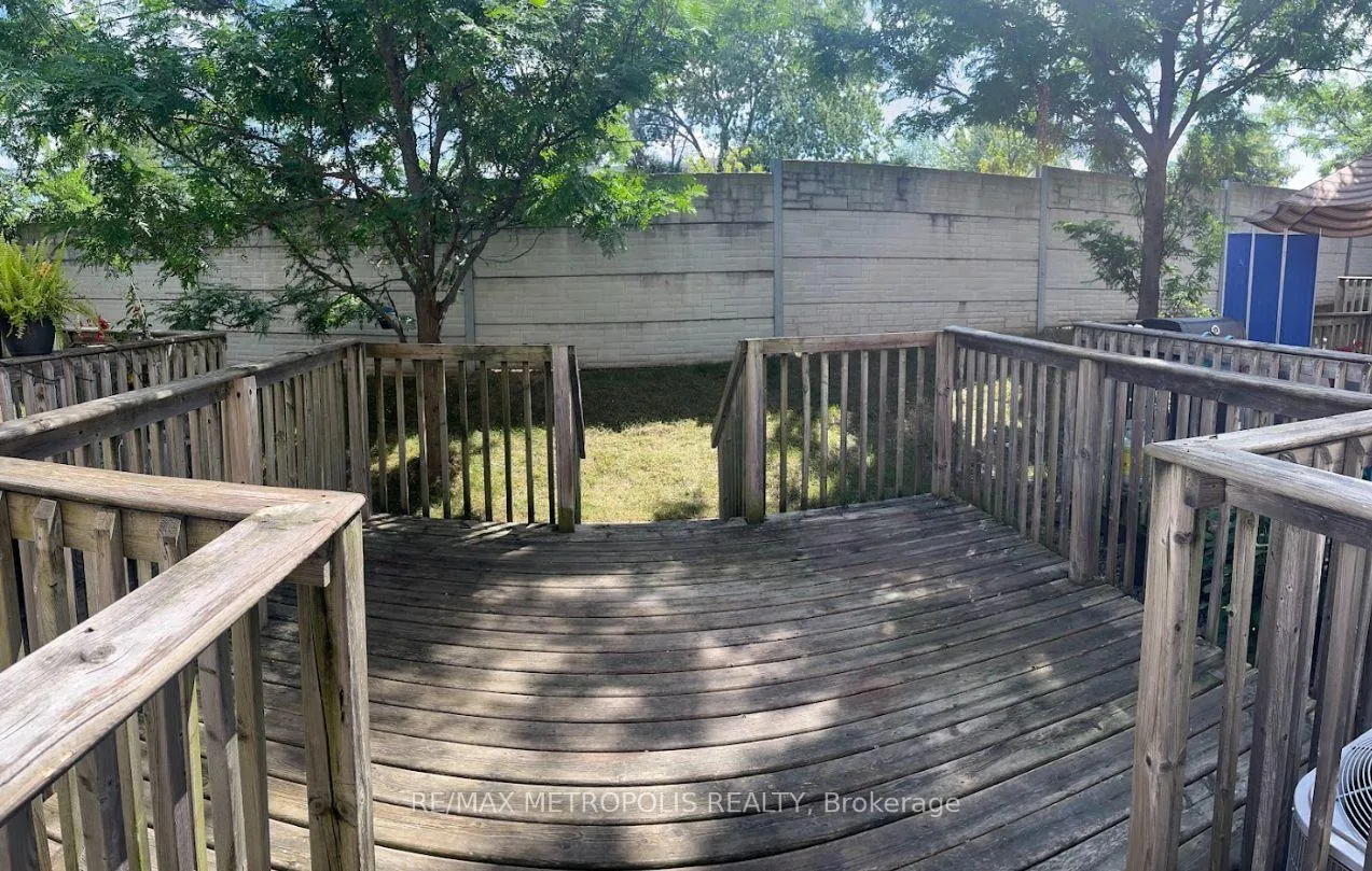 Photo 15 of Unit B10, 155 Highland Crescent, Kitchener, Victoria Hills — HOMEH