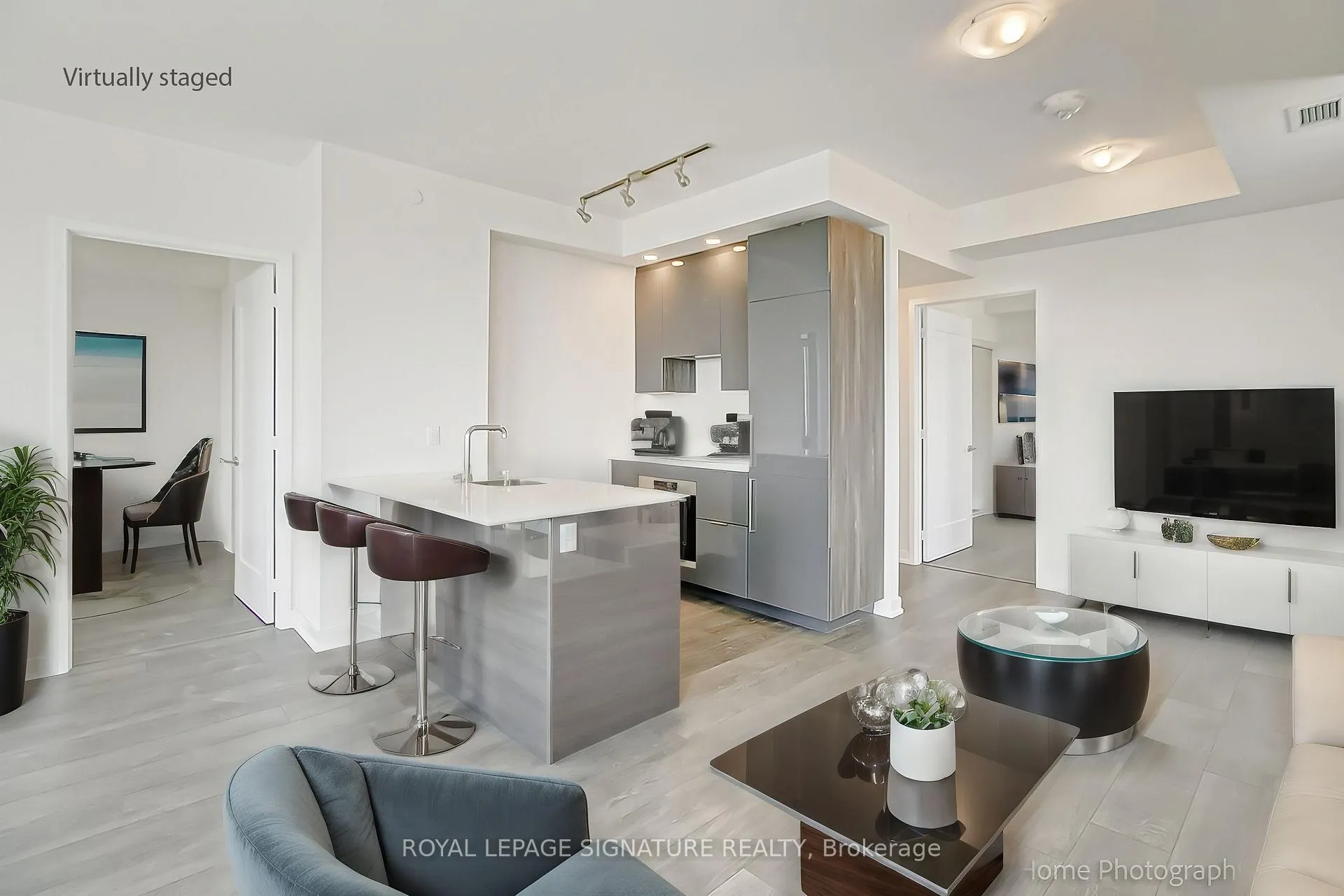 Photo 10 of Unit 1409, 28 Freeland Street, Toronto, Waterfront Communities — HOMEH