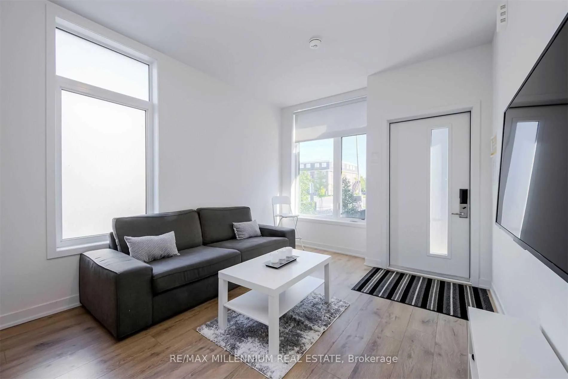 Photo 4 of Unit 33, 1740 Simcoe Unit 1 Street, Oshawa, Samac — HOMEH