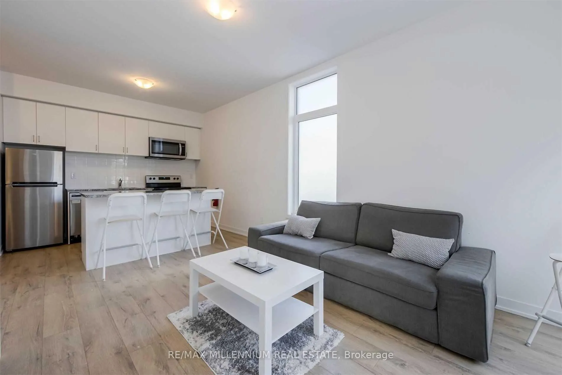 Photo 5 of Unit 33, 1740 Simcoe Unit 1 Street, Oshawa, Samac — HOMEH