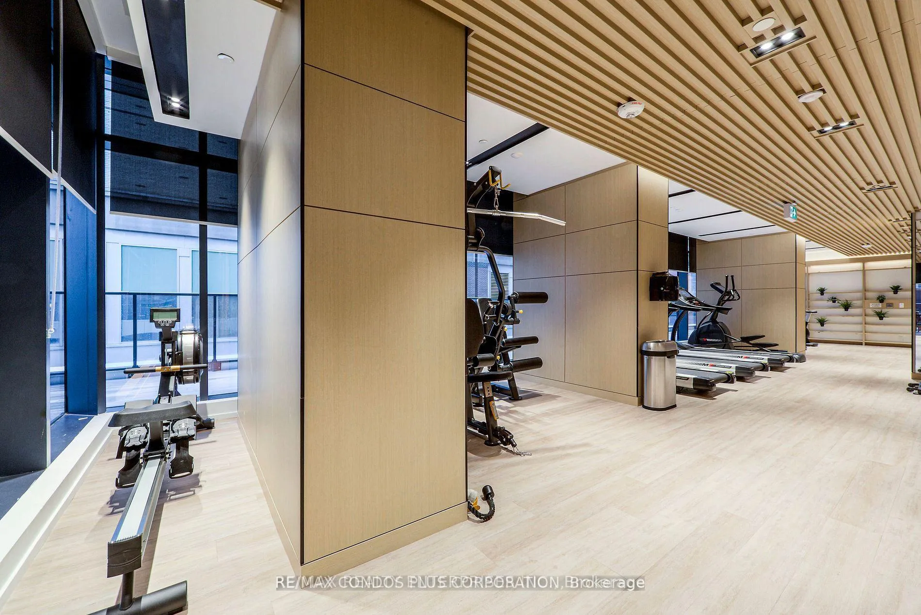 Photo 17 of Unit 4002, 38 Widmer Street, Toronto, Waterfront Communities — HOMEH