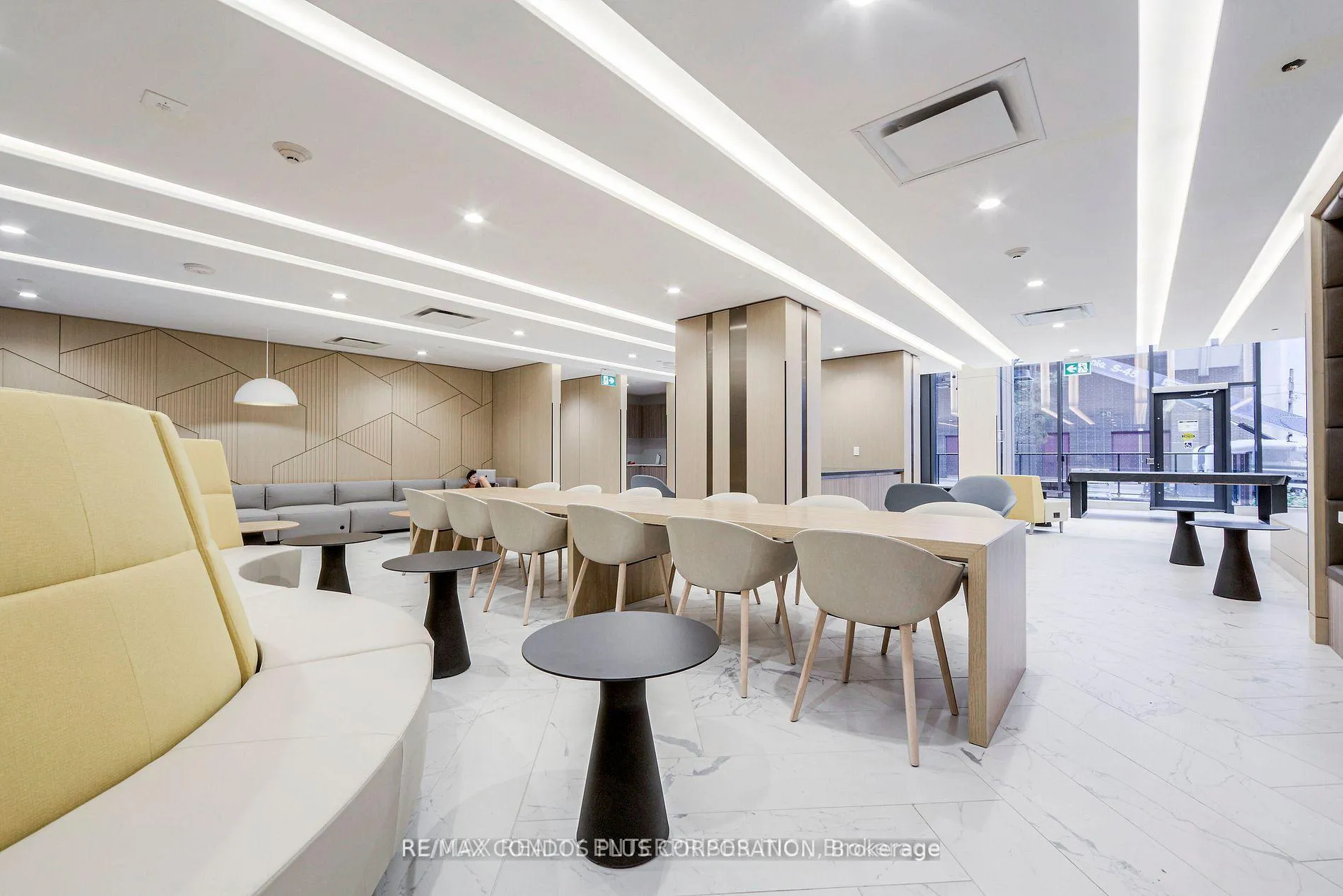 Photo 19 of Unit 4002, 38 Widmer Street, Toronto, Waterfront Communities — HOMEH