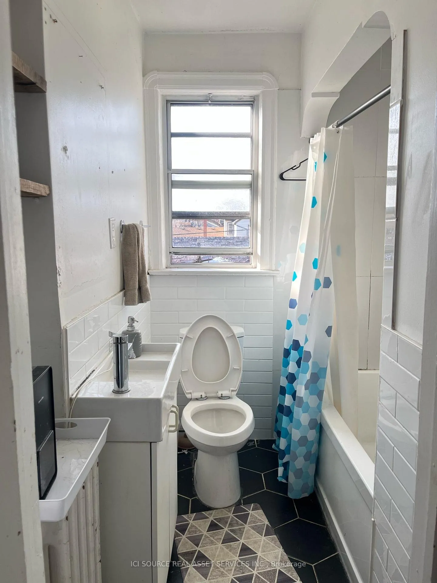 Photo 14 of Unit 2, 56 Markham Street, Toronto, Trinity-Bellwoods — HOMEH