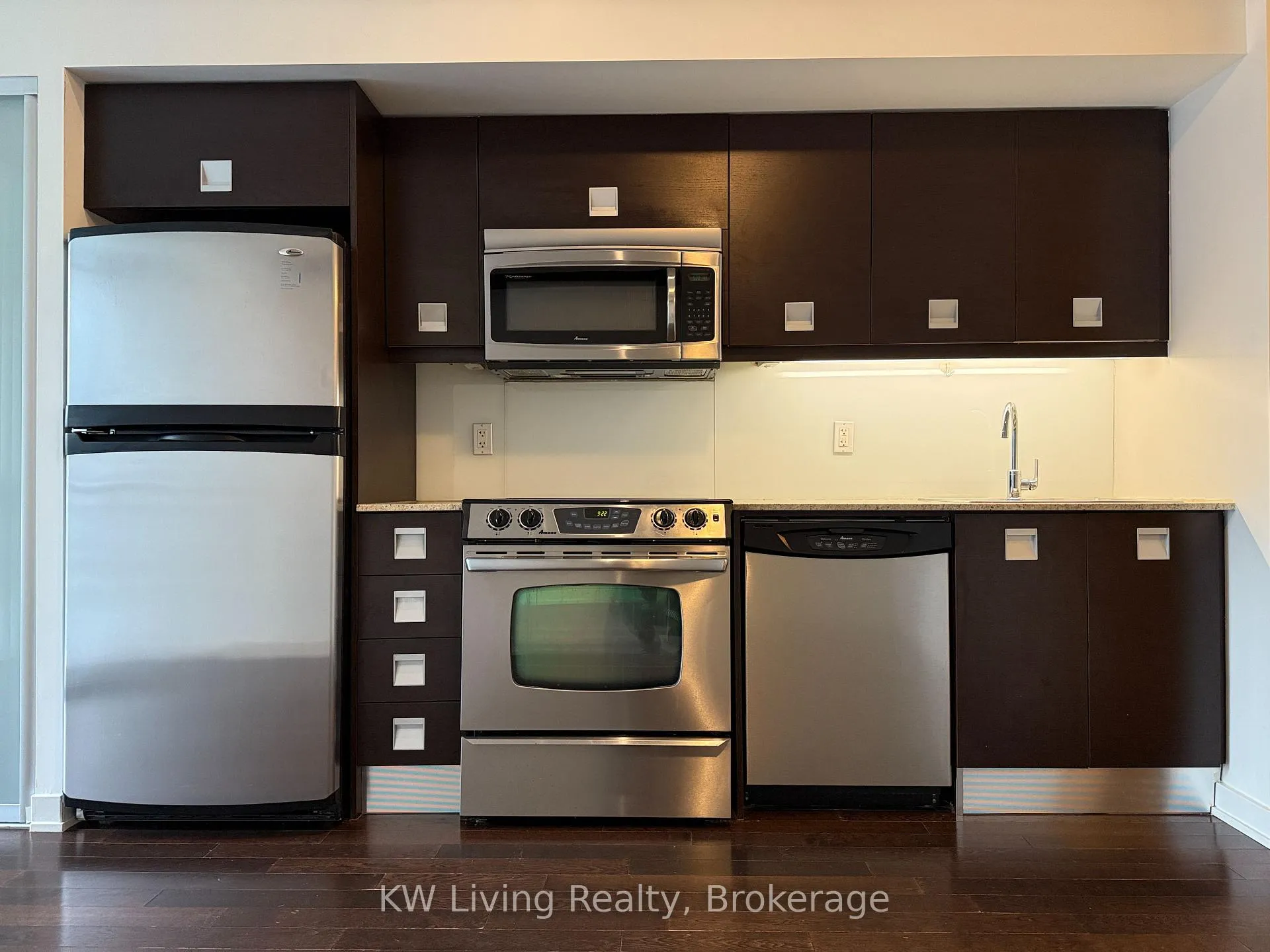 Photo 5 of Unit 1410, 33 Charles Street E, Toronto, Church-Yonge Corridor — HOMEH