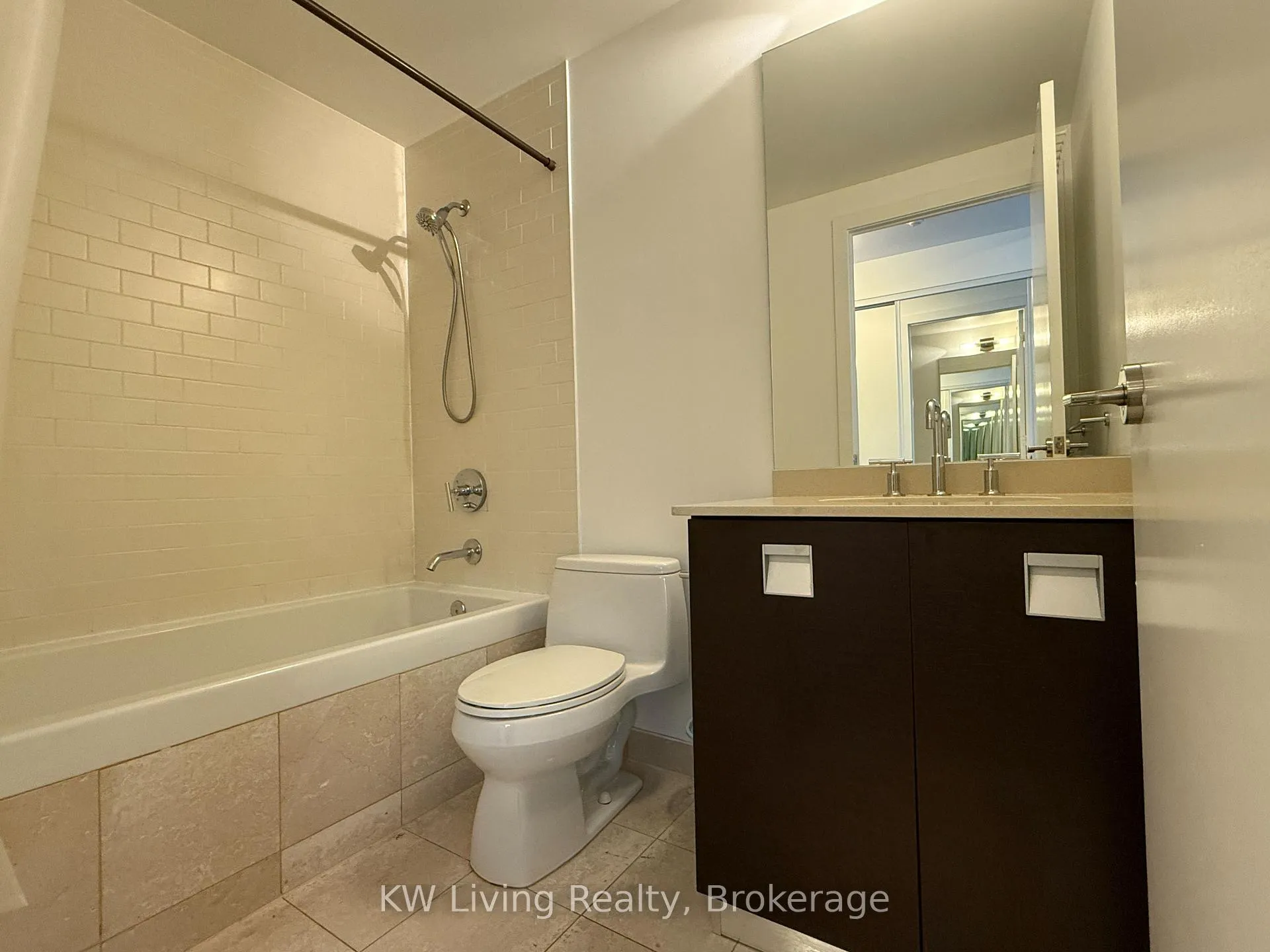 Photo 6 of Unit 1410, 33 Charles Street E, Toronto, Church-Yonge Corridor — HOMEH
