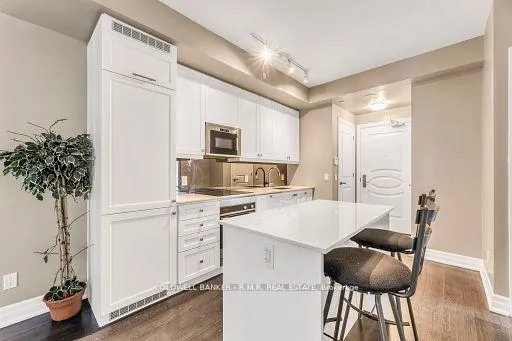 Front of Unit 404, 9085 Jane Street