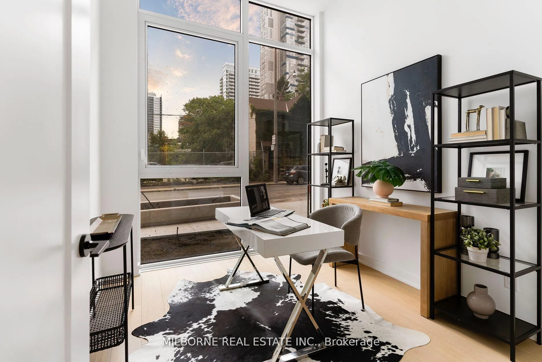 Photo 4 of Unit TH07, 5 Defries Street, Toronto, Regent Park — HOMEH