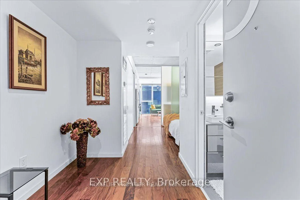 Photo 9 of Unit 514, 32 Trolley Crescent, Toronto, Moss Park — HOMEH