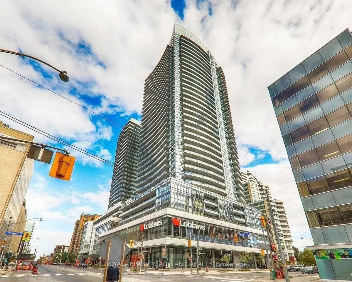 Front of Unit 3218, 98 Lillian Street