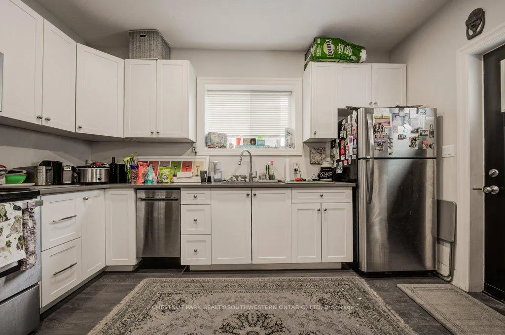 Photo 6 of 374 Louisa Street, Kitchener — HOMEH