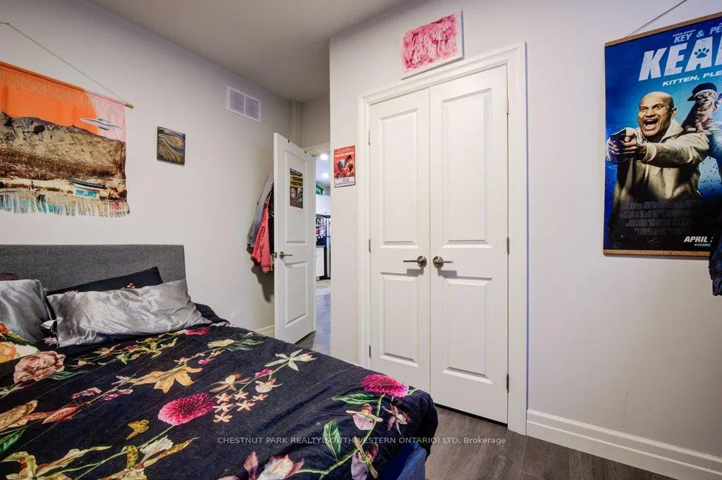 Photo 11 of 374 Louisa Street, Kitchener — HOMEH