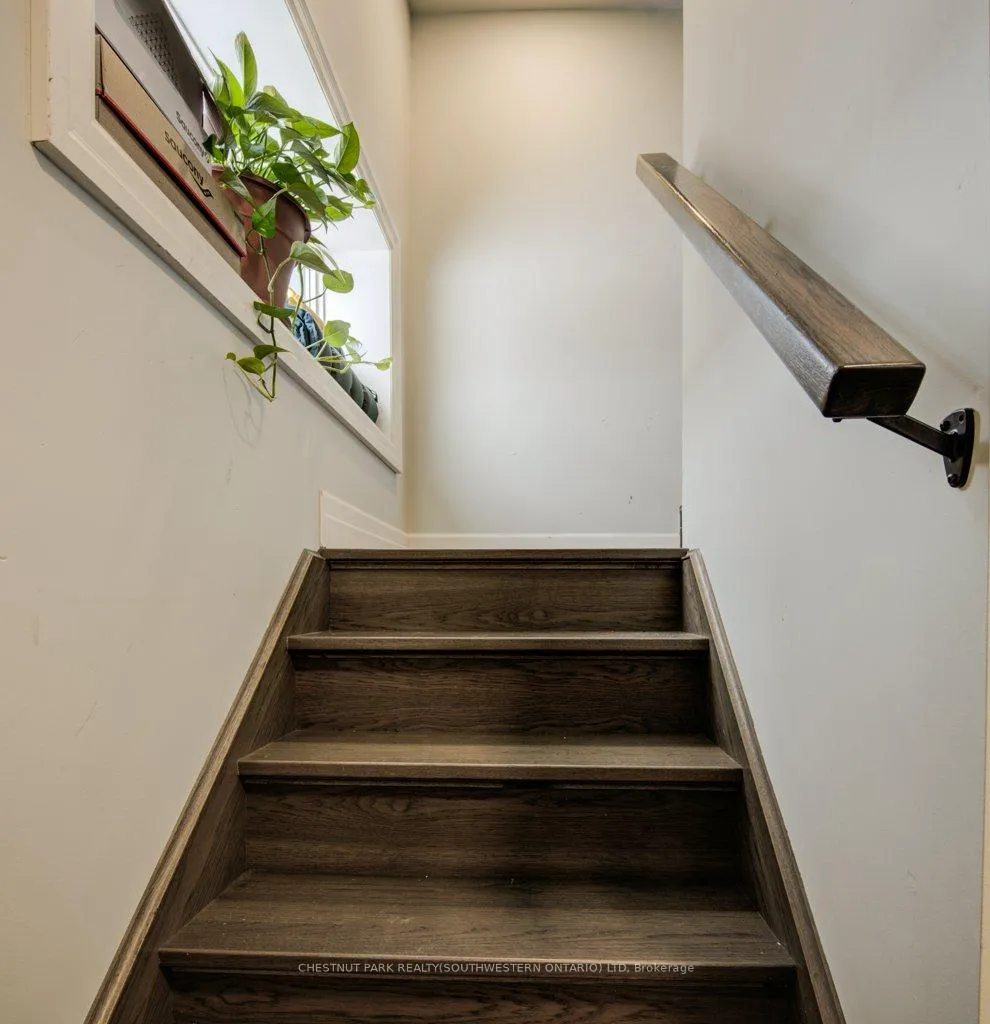 Photo 15 of 374 Louisa Street, Kitchener — HOMEH