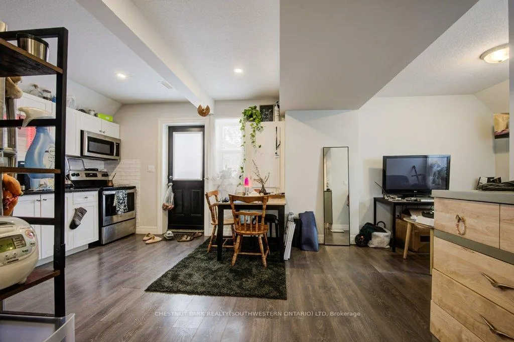 Photo 16 of 374 Louisa Street, Kitchener — HOMEH