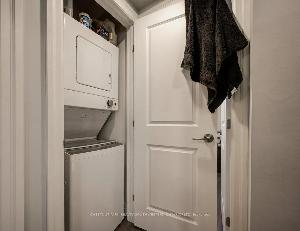 Photo 23 of 374 Louisa Street, Kitchener — HOMEH