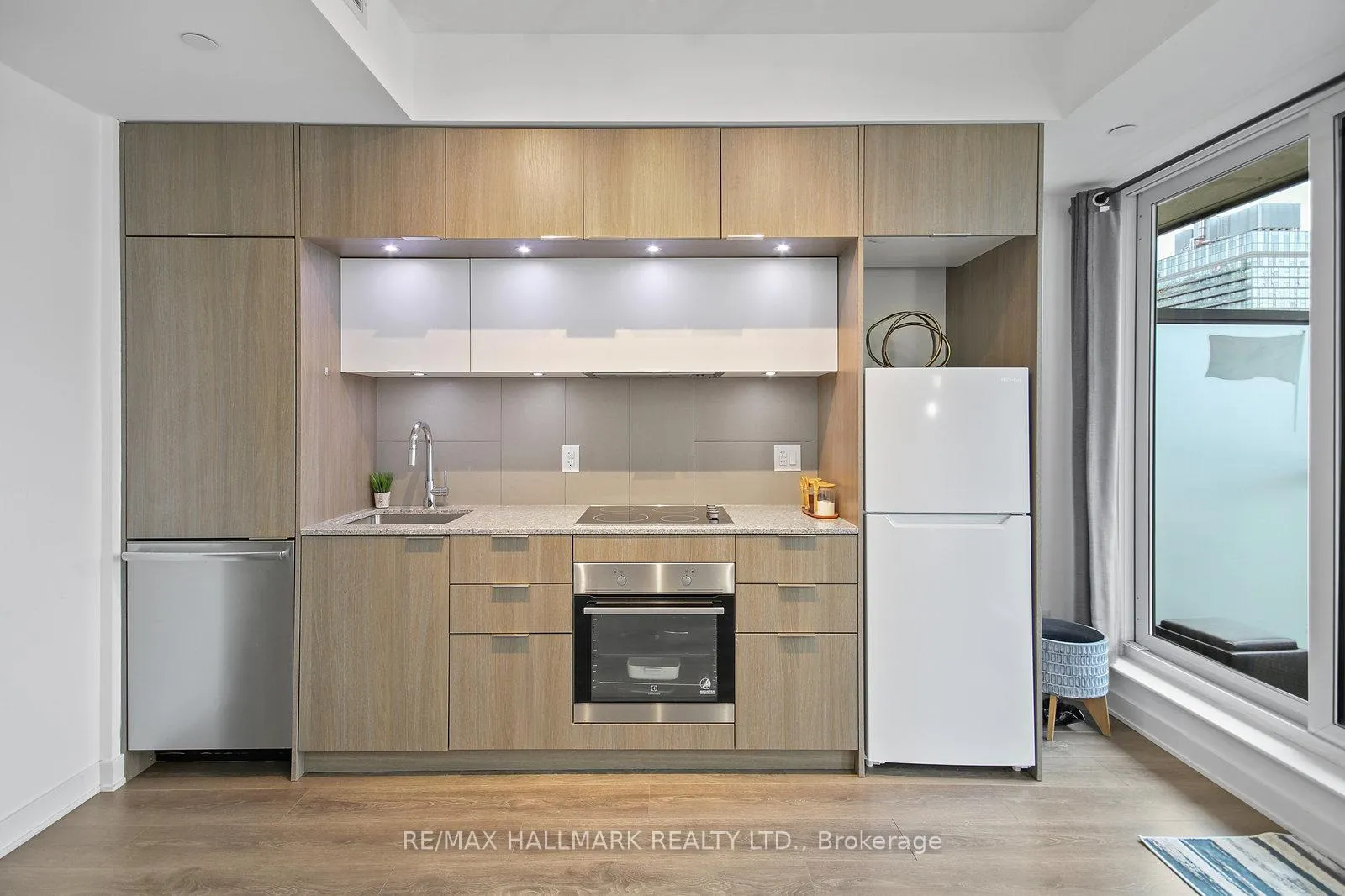 Photo 12 of Unit 911, 55 Regent Park Boulevard, Toronto, Regent Park — HOMEH