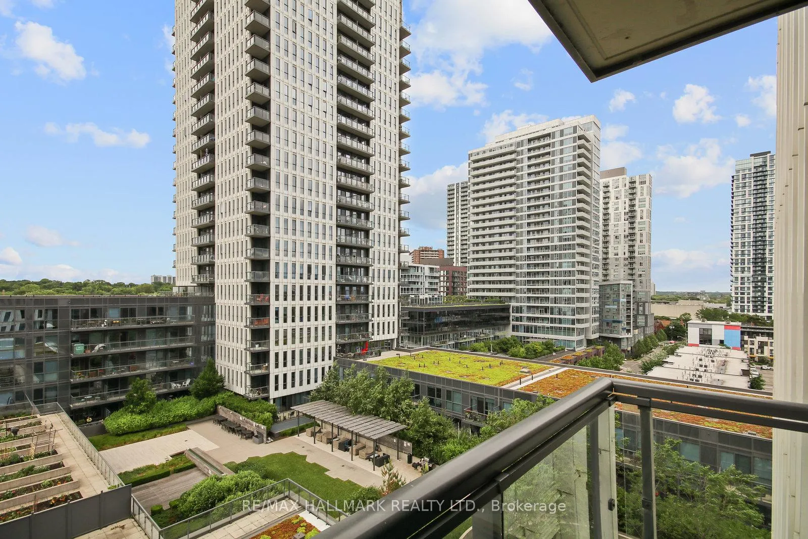 Photo 19 of Unit 911, 55 Regent Park Boulevard, Toronto, Regent Park — HOMEH