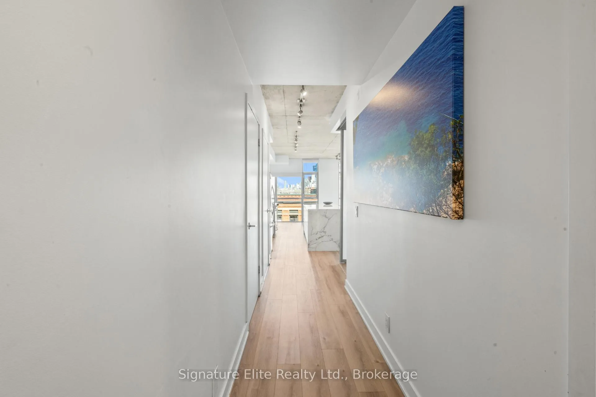 Photo 2 of Unit 606, 2 Gladstone Avenue, Toronto, Little Portugal — HOMEH