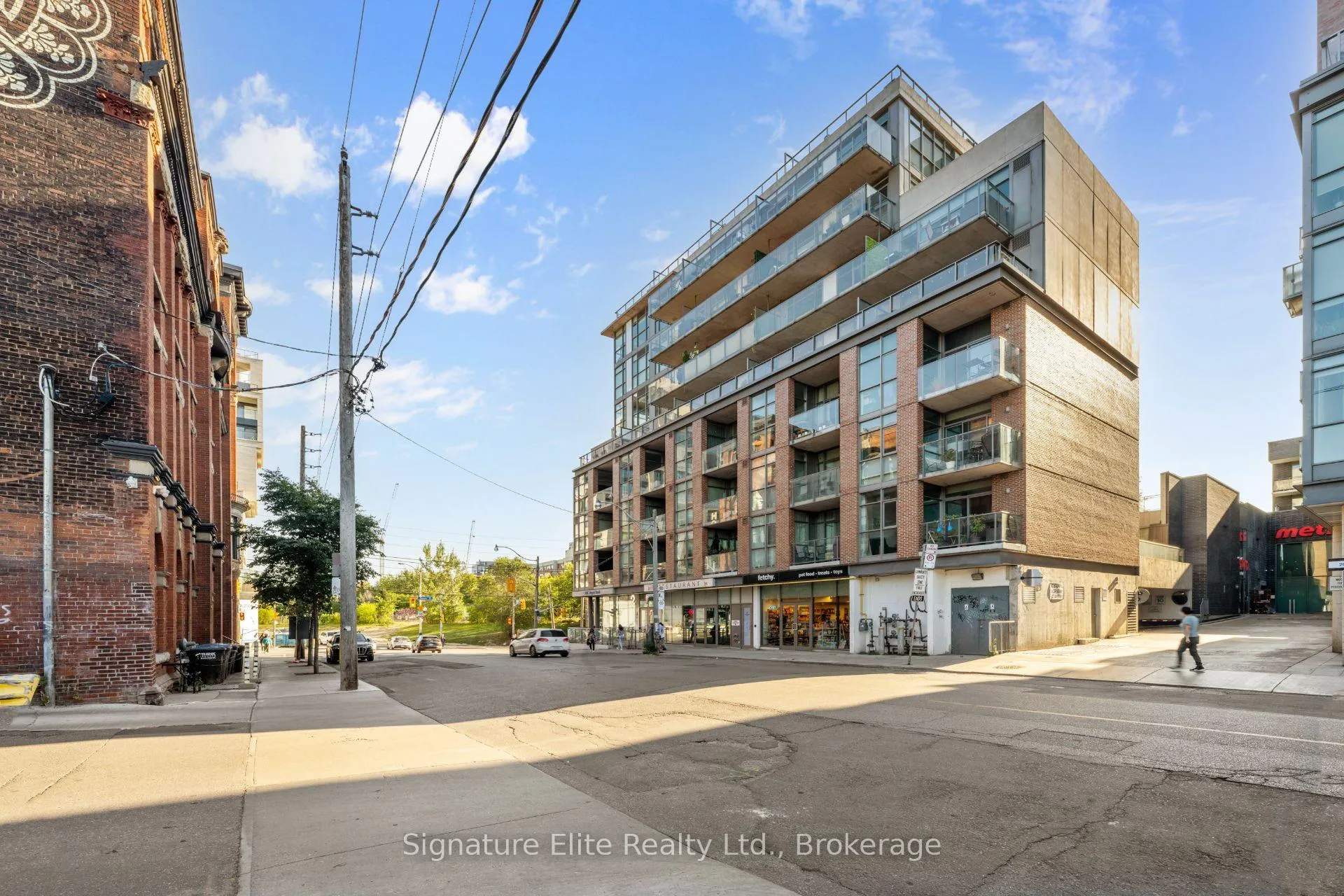 Photo 18 of Unit 606, 2 Gladstone Avenue, Toronto, Little Portugal — HOMEH