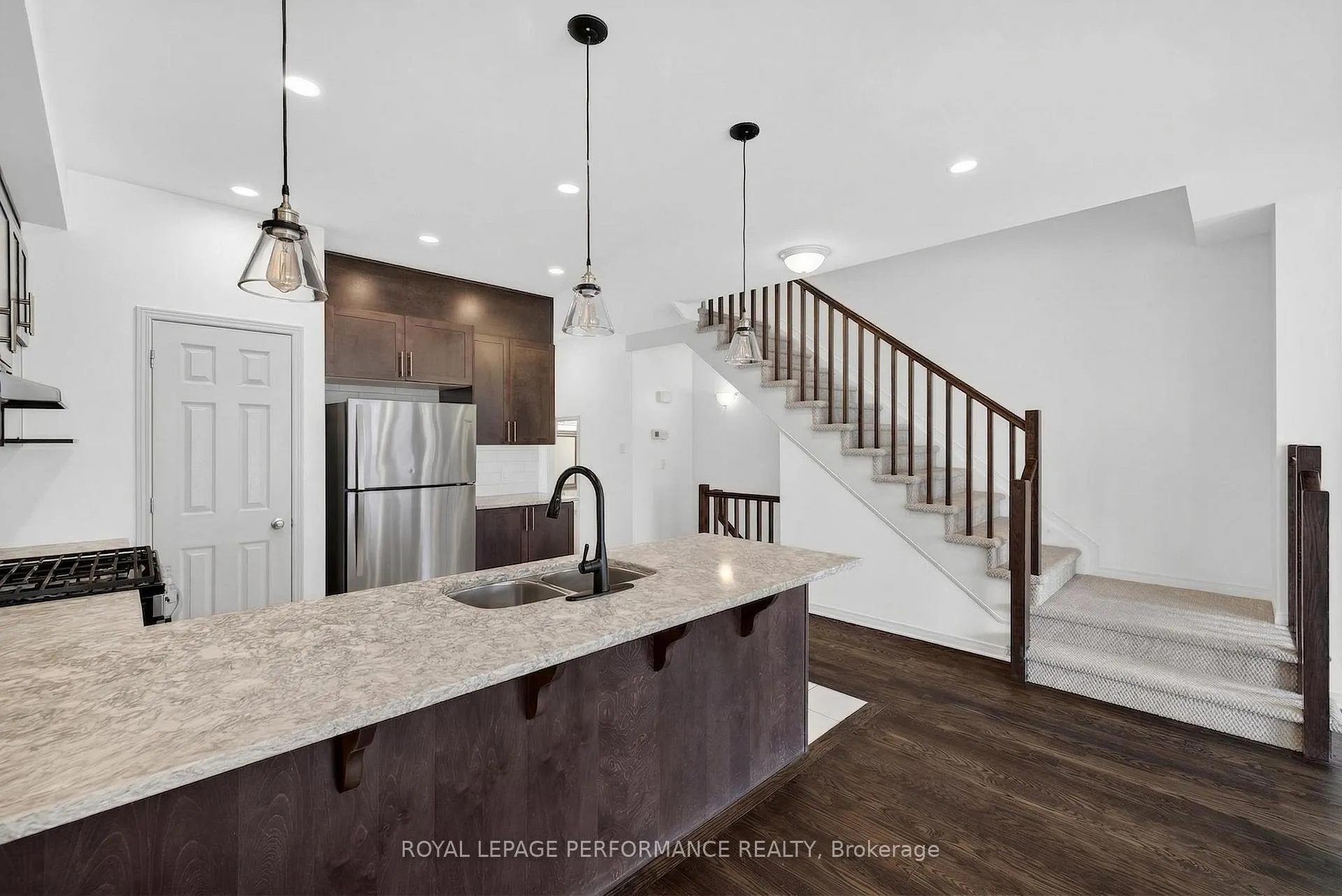Photo 11 of 345 Nonius Street, Ottawa, Kanata - Emerald Meadows/Trailwest — HOMEH