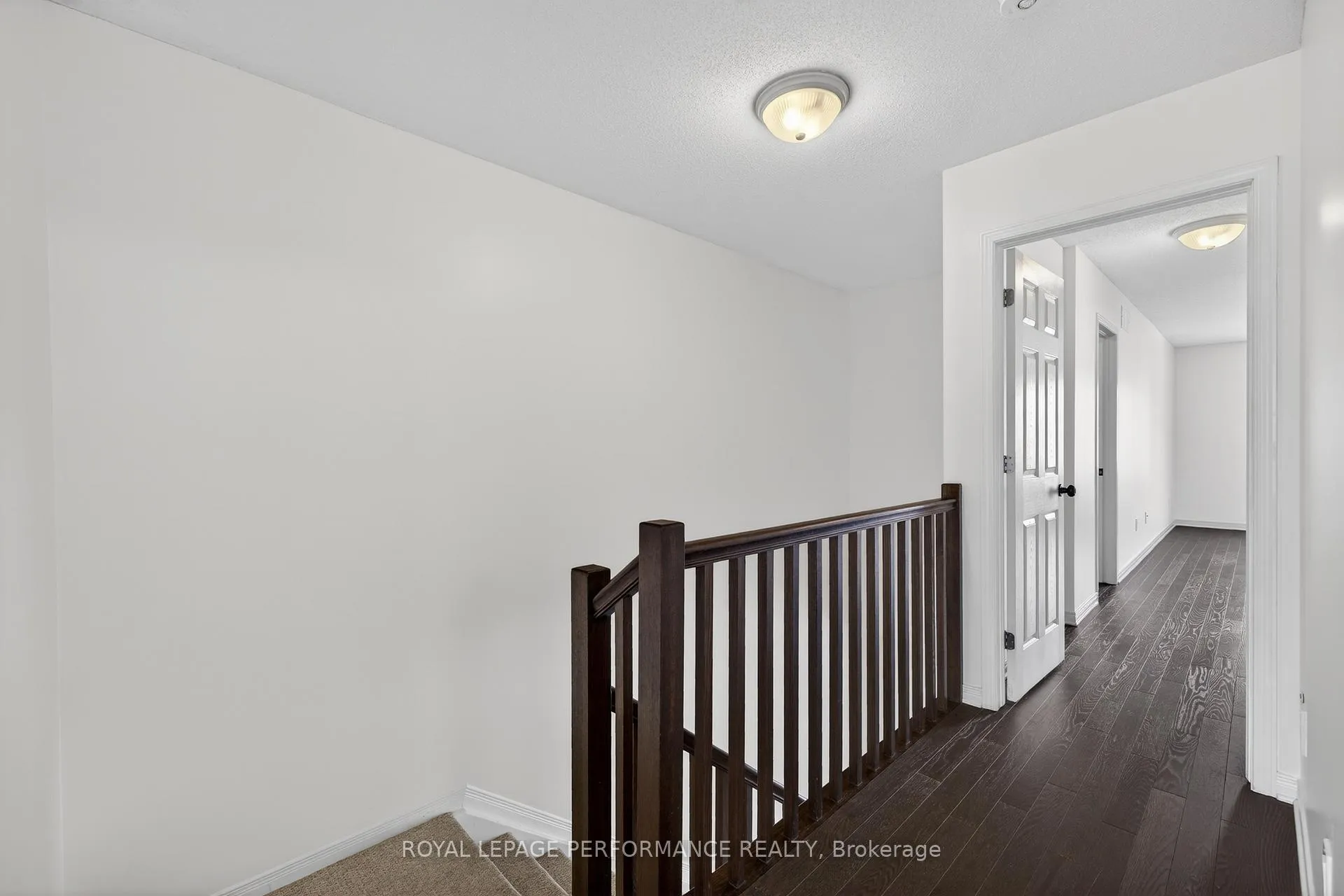 Photo 12 of 345 Nonius Street, Ottawa, Kanata - Emerald Meadows/Trailwest — HOMEH
