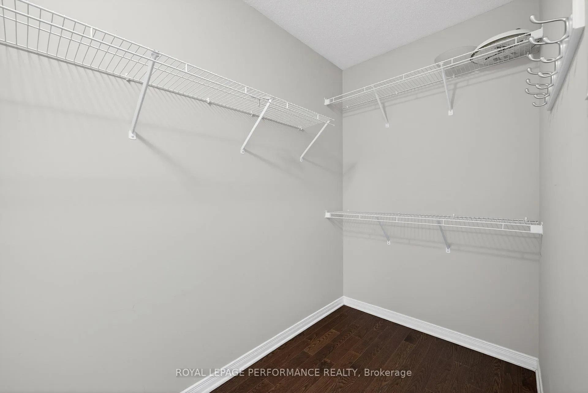Photo 17 of 345 Nonius Street, Ottawa, Kanata - Emerald Meadows/Trailwest — HOMEH