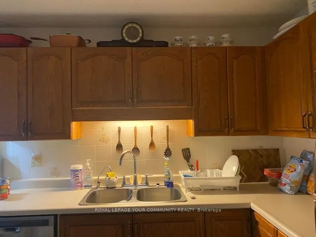Photo 4 of Unit 1405, 375 King Street N, Waterloo, Lakeshore Village — HOMEH