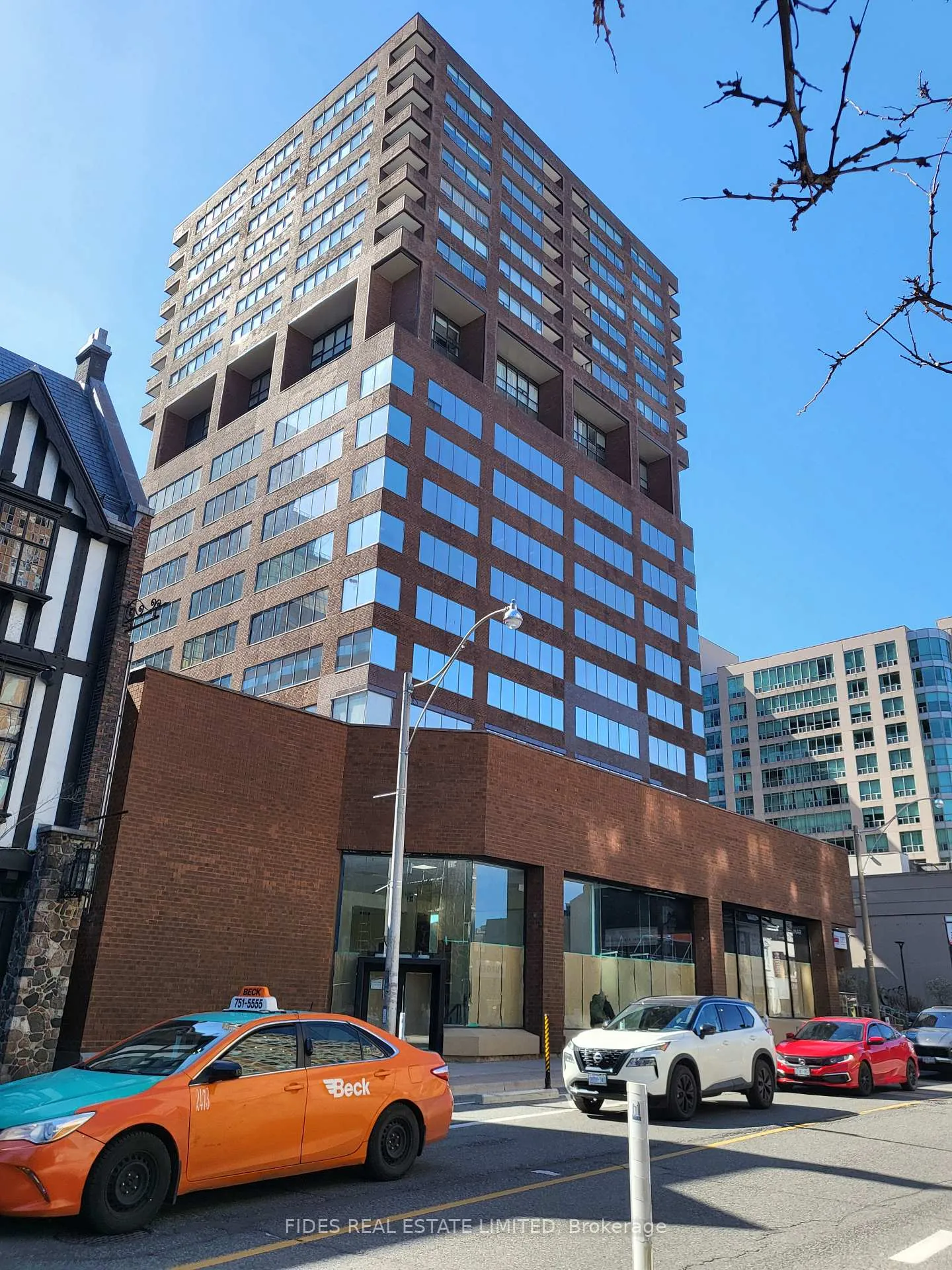 Photo 1 of Unit 2010, 914 Yonge Street, Toronto, The Annex — HOMEH