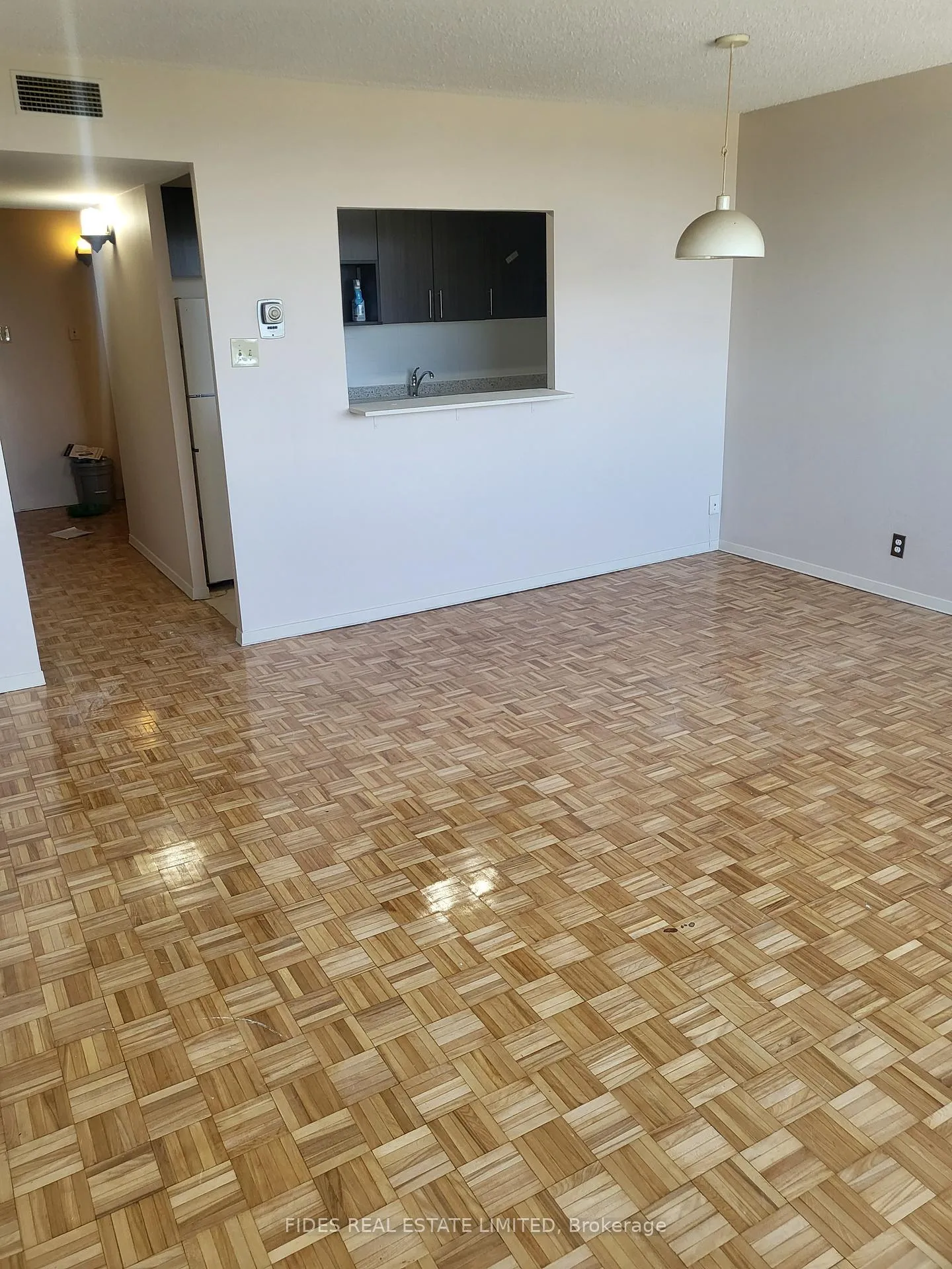 Photo 4 of Unit 2010, 914 Yonge Street, Toronto, The Annex — HOMEH