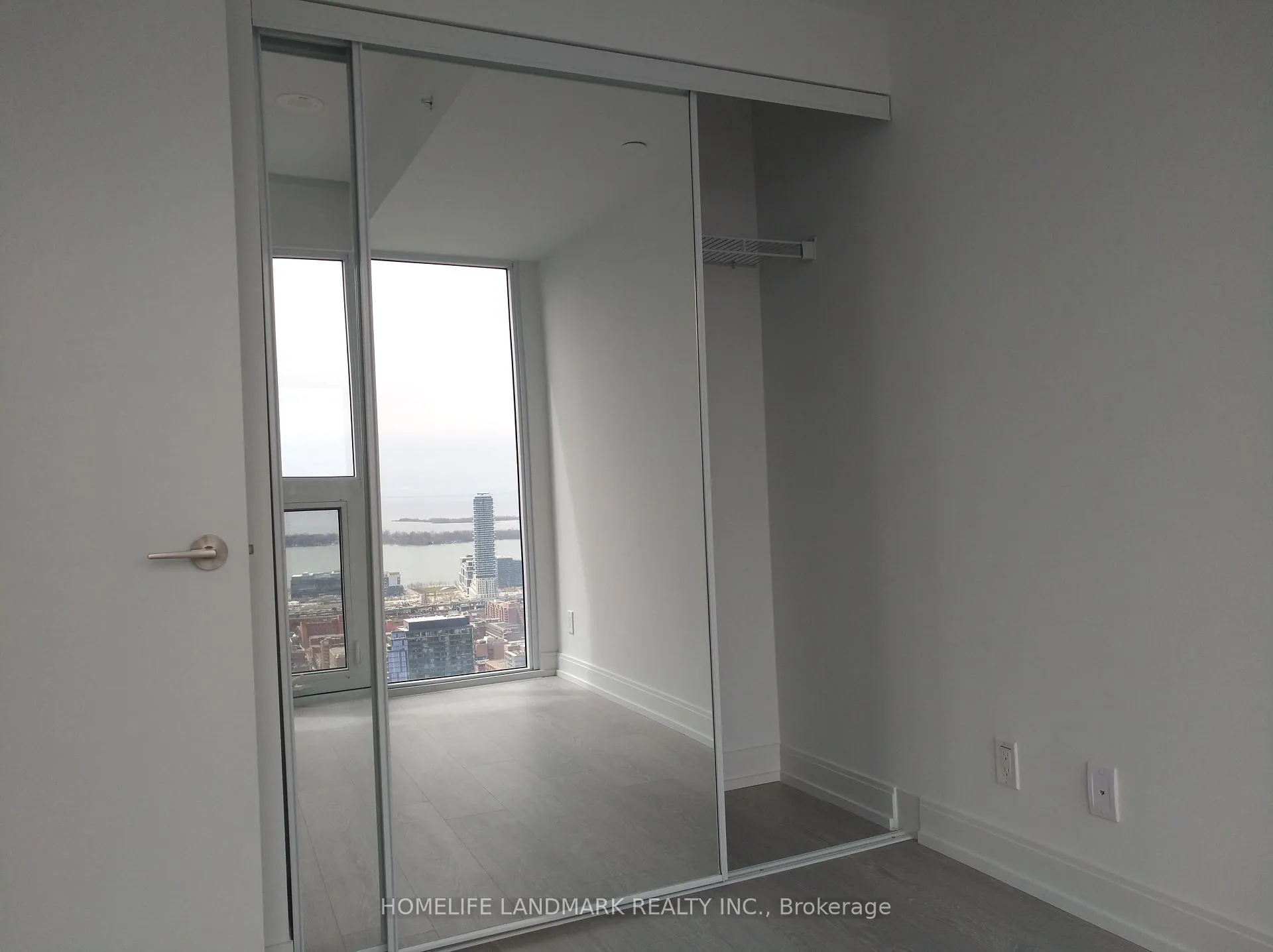 Photo 11 of Unit 5610, 181 Dundas Street E, Toronto, Moss Park — HOMEH