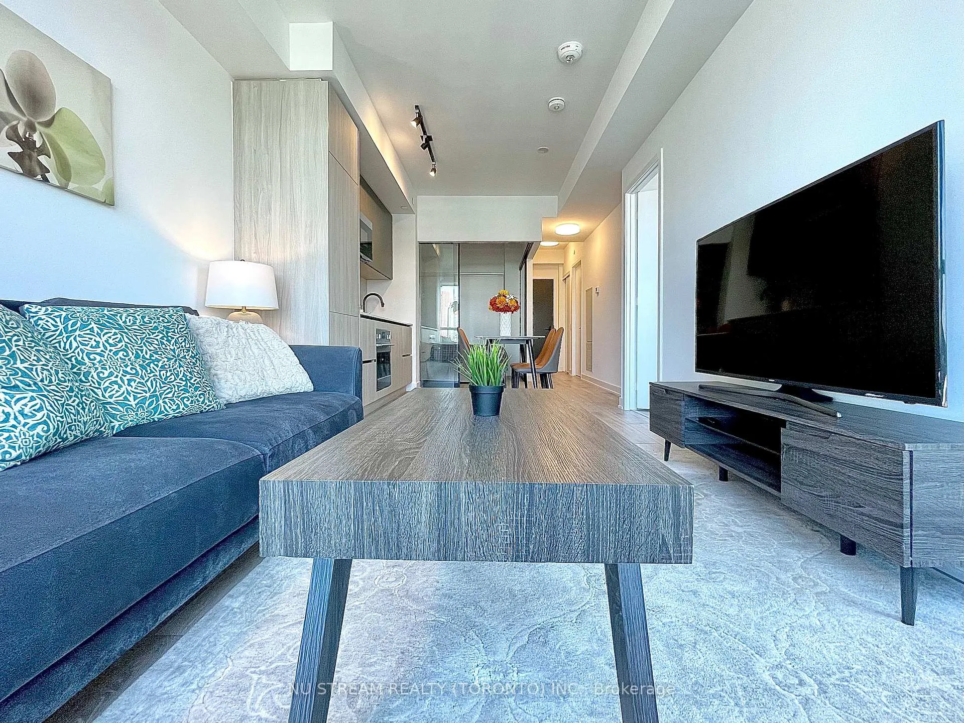 Photo 2 of Unit 5003, 108 Peter Street, Toronto, Waterfront Communities — HOMEH