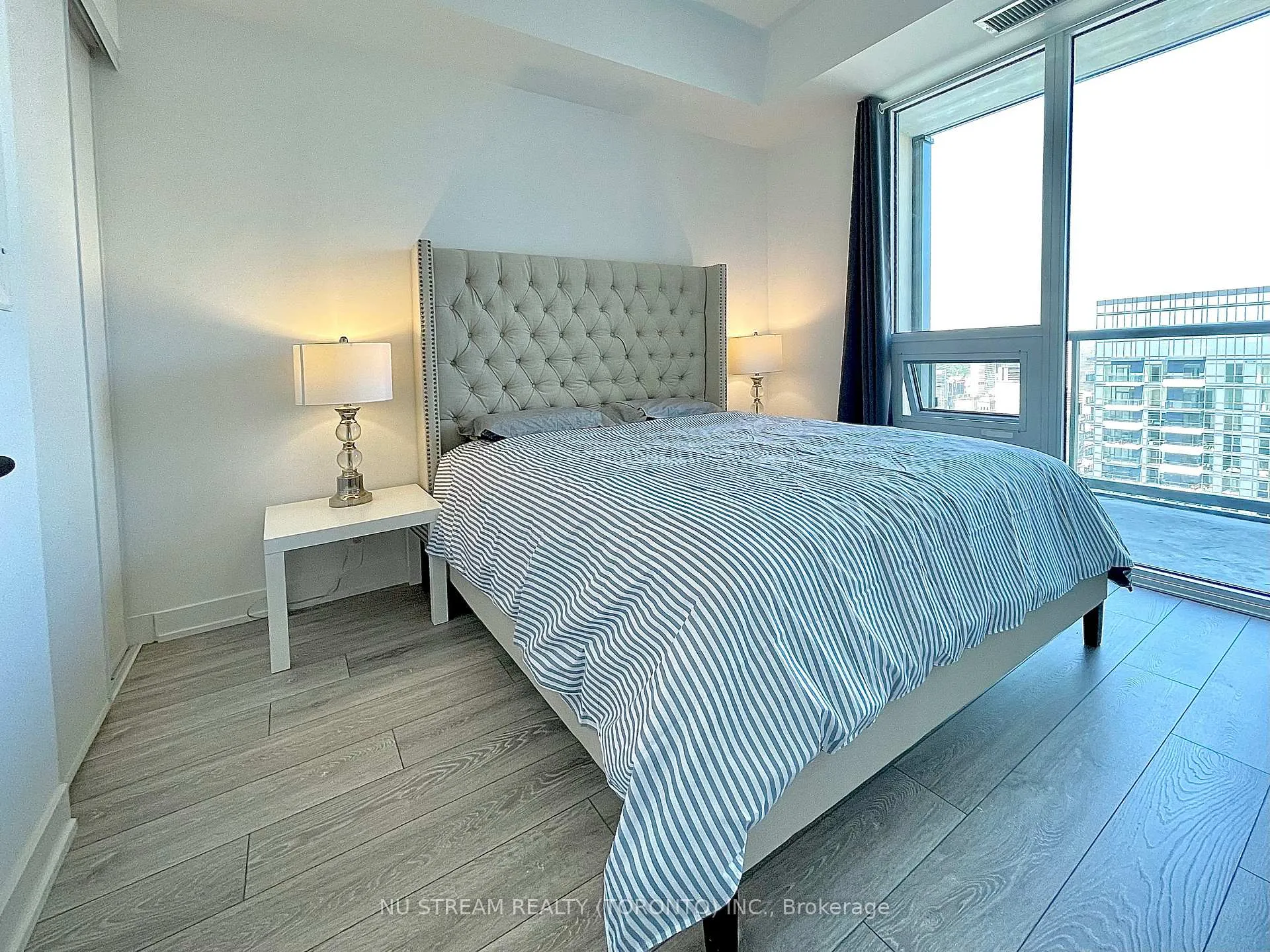 Photo 8 of Unit 5003, 108 Peter Street, Toronto, Waterfront Communities — HOMEH